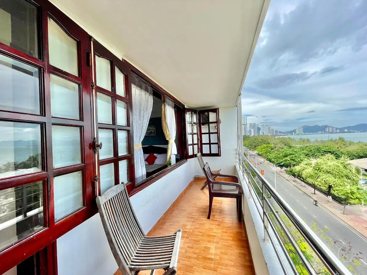 Quân Sơn 2 Hotel Nha Trang 2*,